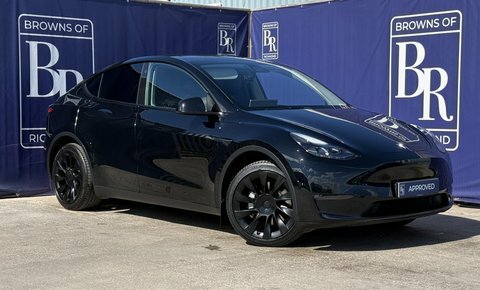 Tesla Model Y Dual Motor Long Black