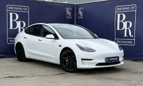 Tesla Model 3 Dual Motor Long AJ72OAW White #3