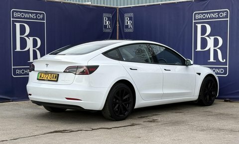 Tesla Model 3 Dual Motor Long AJ72OAW White #4