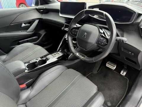 Peugeot e-208 50Kwh Gt Hatchback White #2
