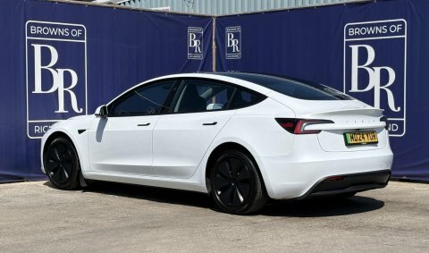 Tesla Model 3 Saloon 4dr Electric MD24YUR White #6