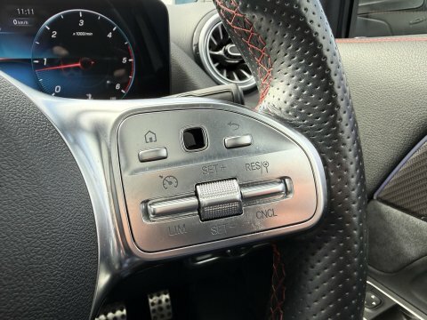 Mercedes-Benz GLA Class Black #27