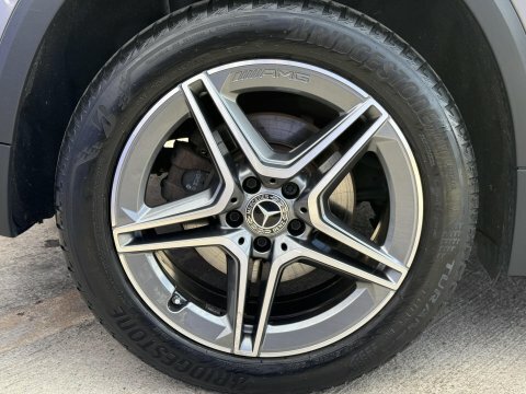 Mercedes-Benz GLA Class Black #12