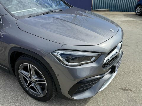 Mercedes-Benz GLA Class Black #11