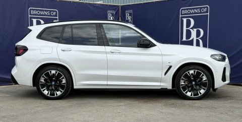 BMW iX3 80Kwh M Sport White #3