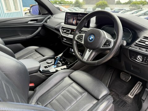 BMW iX3 80Kwh M Sport White #2