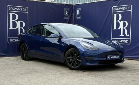 Tesla Model 3 Dual Motor Long Blue