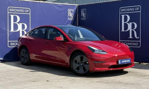 Tesla Model 3 Dual Motor Long Red