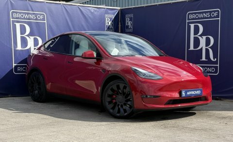 Tesla Model Y Dual Motor Performance Red