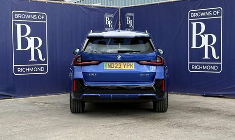 BMW iX1 30 66.5Kwh M Blue #5