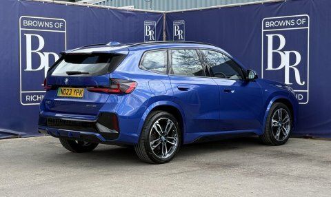 BMW iX1 30 66.5Kwh M Blue #4