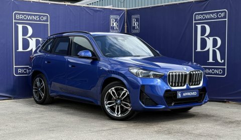BMW iX1 30 66.5Kwh M Blue