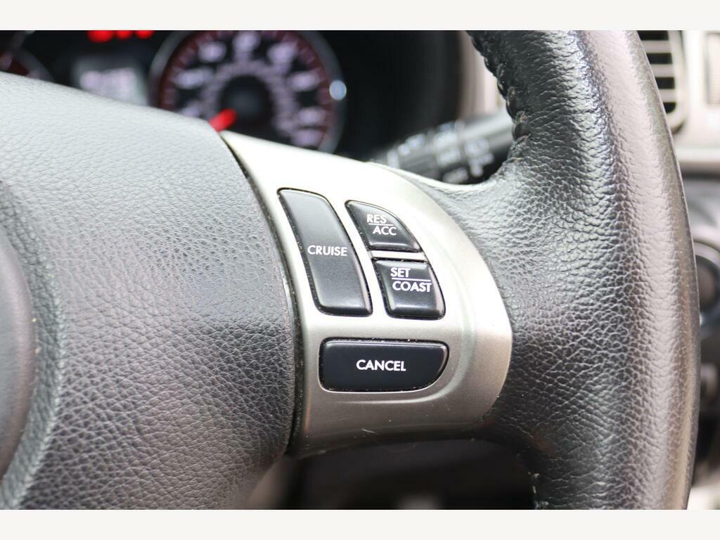 Subaru Forester 2.0D Xs White #20