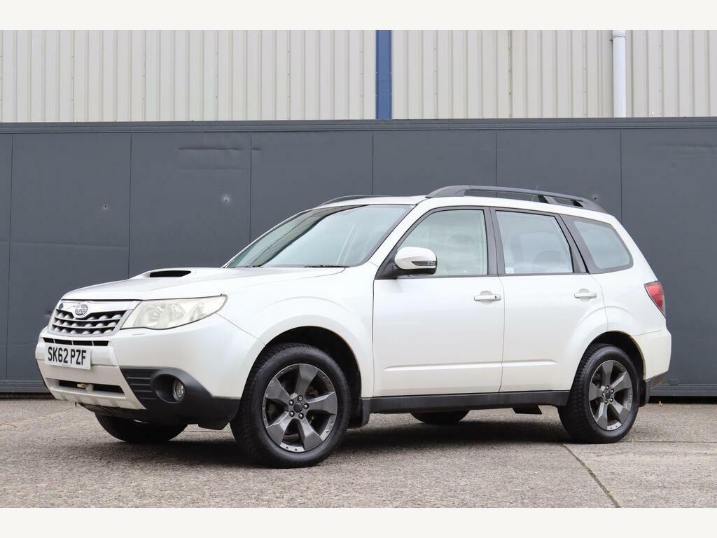 Subaru Forester 2.0D Xs White #35
