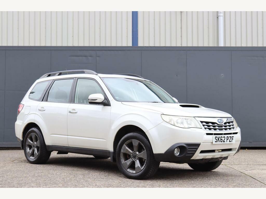 Subaru Forester 2.0D Xs White #36