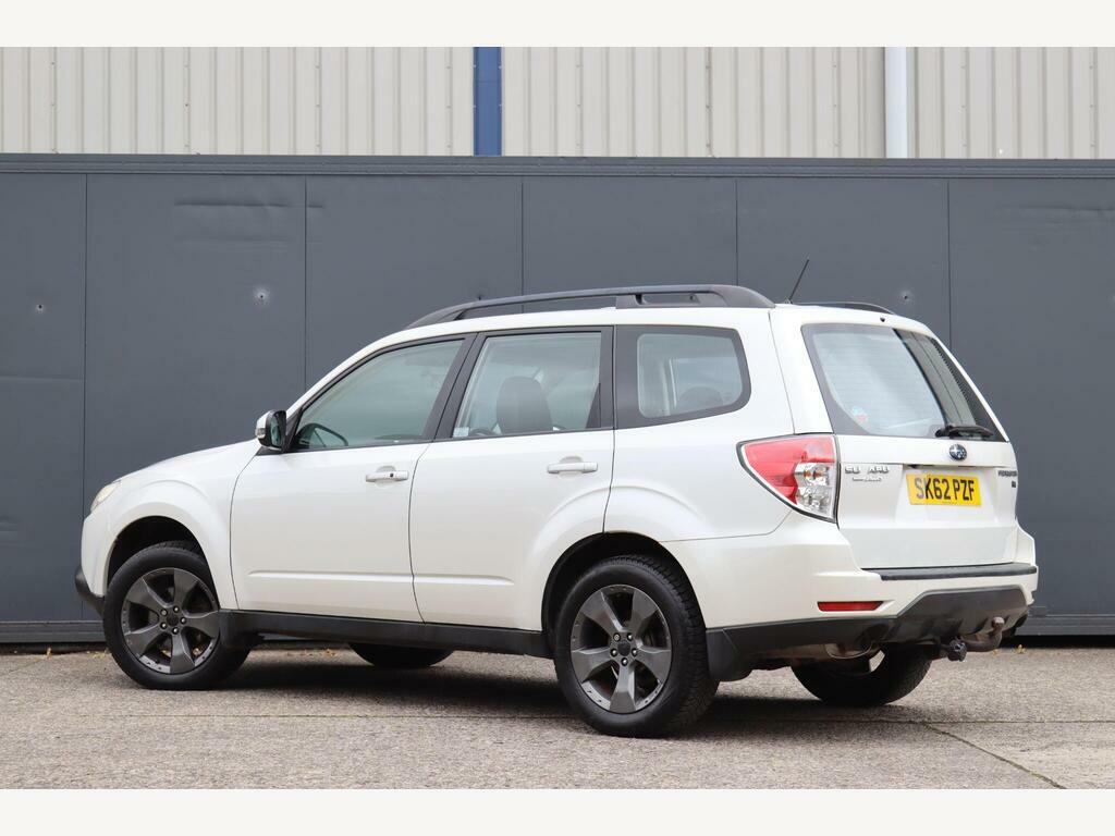 Subaru Forester 2.0D Xs White #5