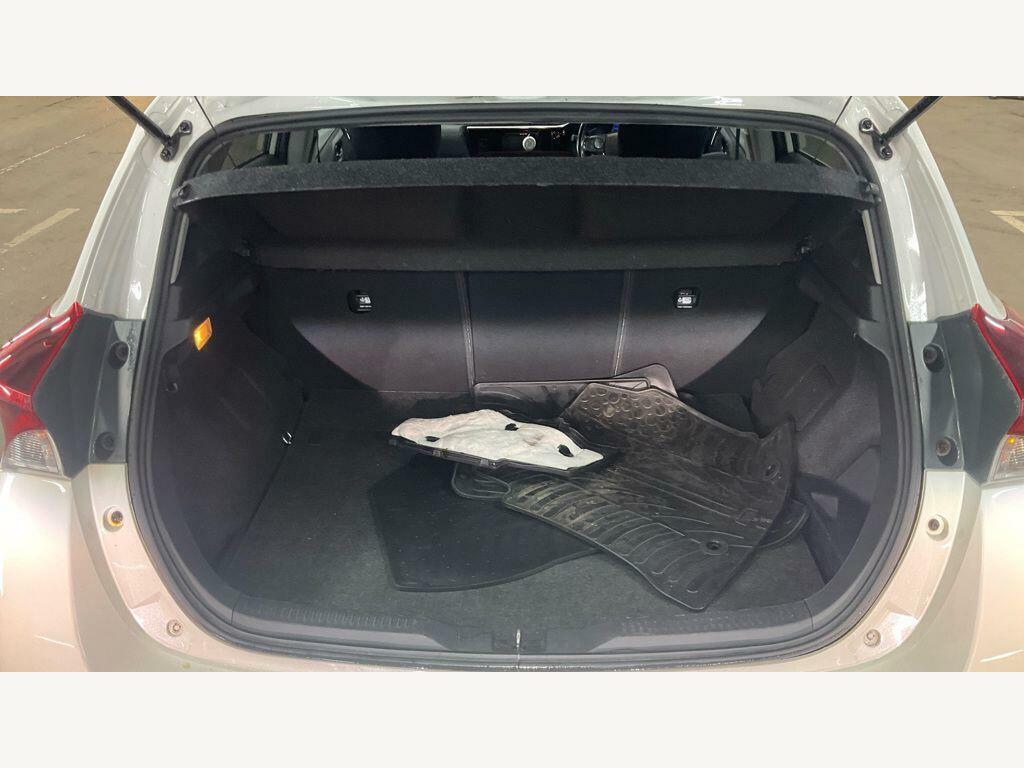 Toyota Auris Auris Blue #7