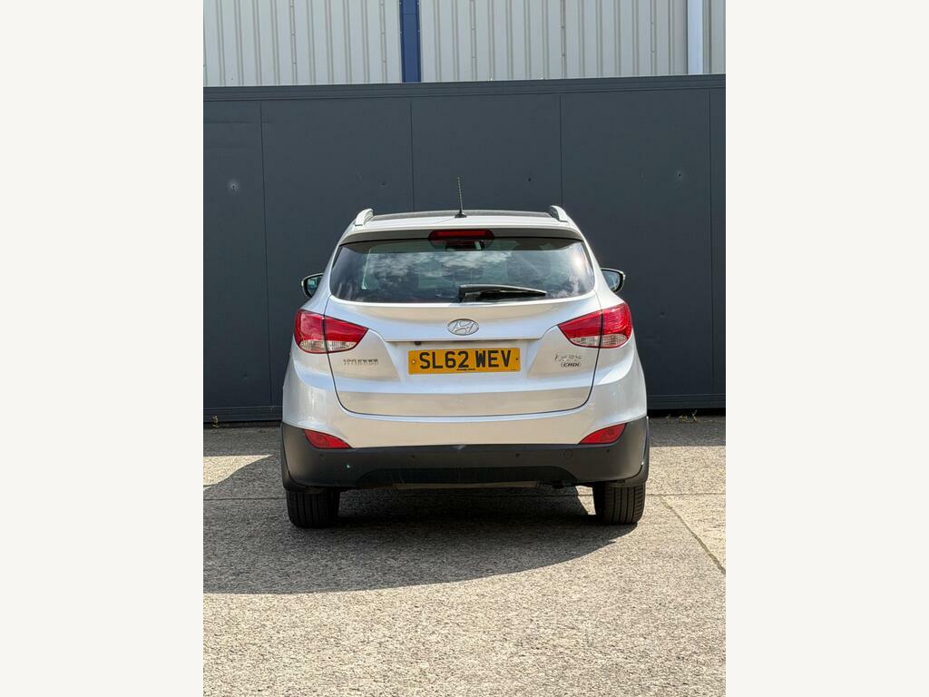 Hyundai Ix35 2.0 Crdi Premium 4Wd Euro 5 Silver #2