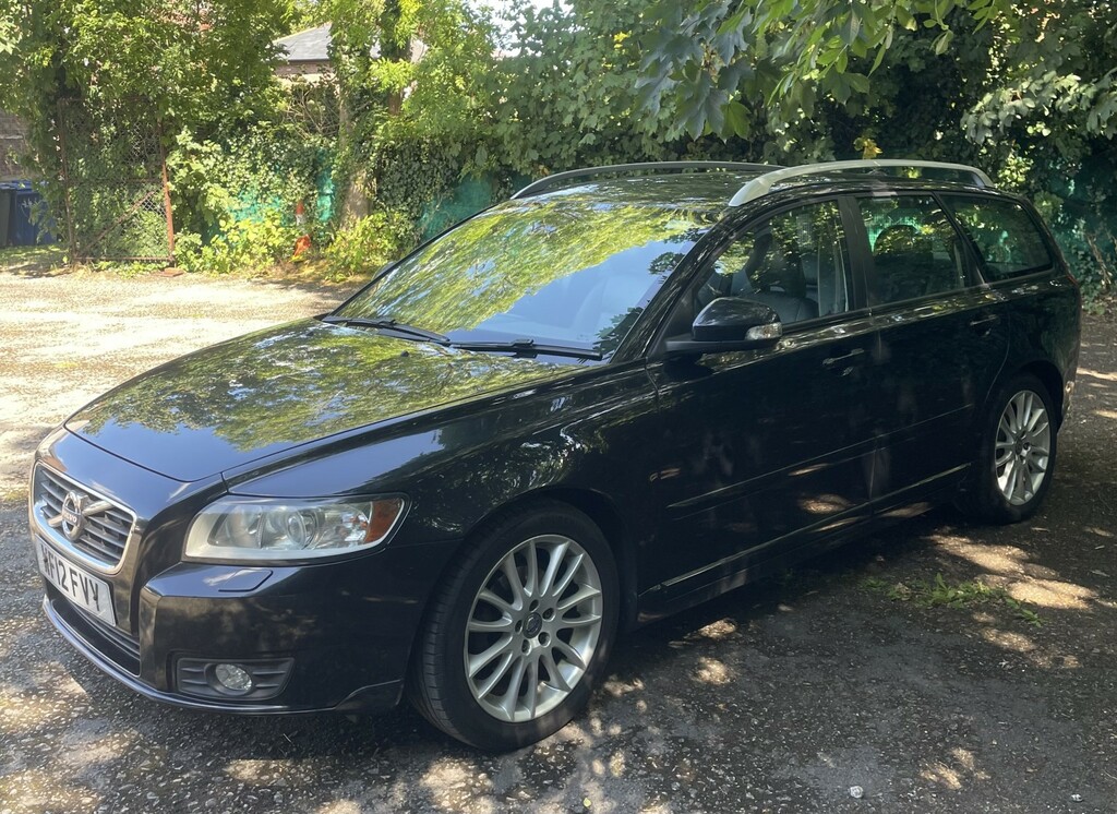 Volvo V50 1.6 D Drive Se Lux Edition Black #3