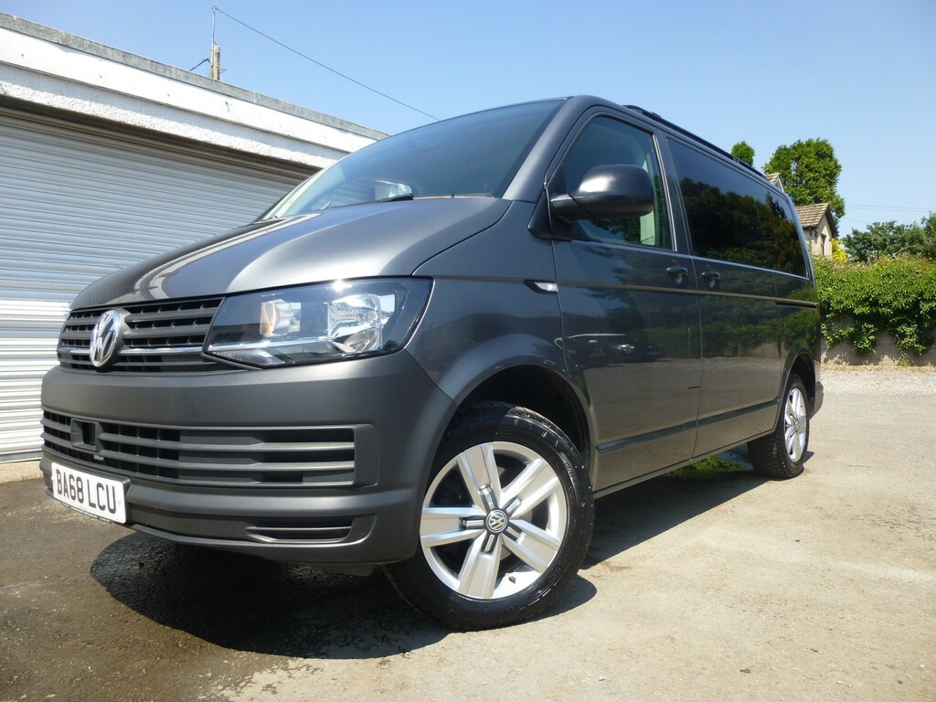 Volkswagen Transporter Shuttle 2.0 Tdi 102 Bhp 8Str Bluemotion Tech S Swb Euro6 U Grey