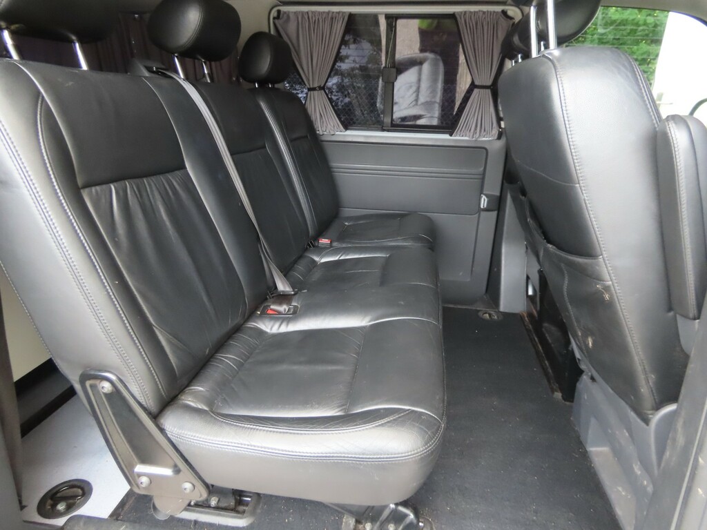 Volkswagen Transporter Shuttle Mpv Silver #10