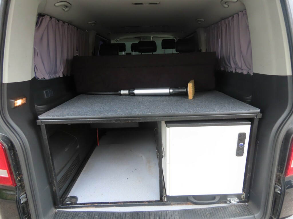 Volkswagen Transporter Shuttle Mpv Silver #11