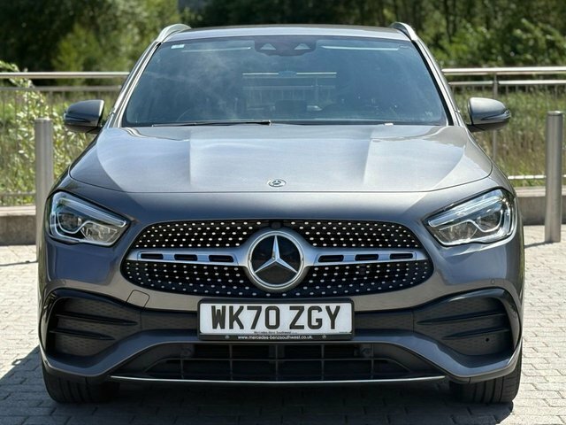 Mercedes-Benz GLA Class Gla200d Amg Line Premium Grey #4