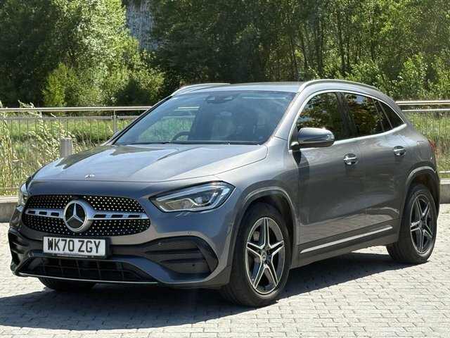 Mercedes-Benz GLA Class Gla200d Amg Line Premium Grey #3