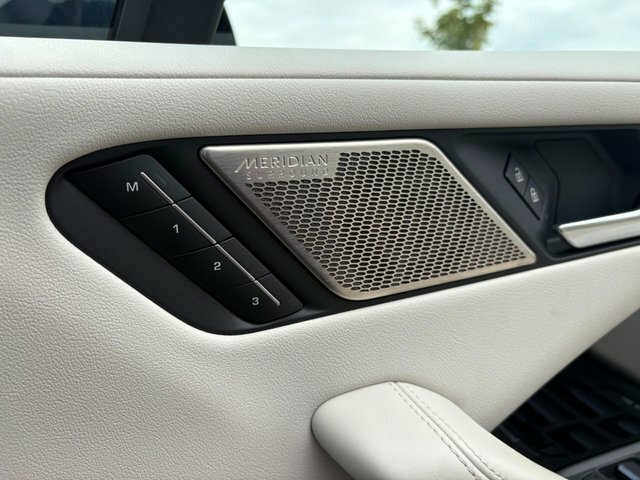 Jaguar I-Pace For Sale In Little Gaddesden Black #26