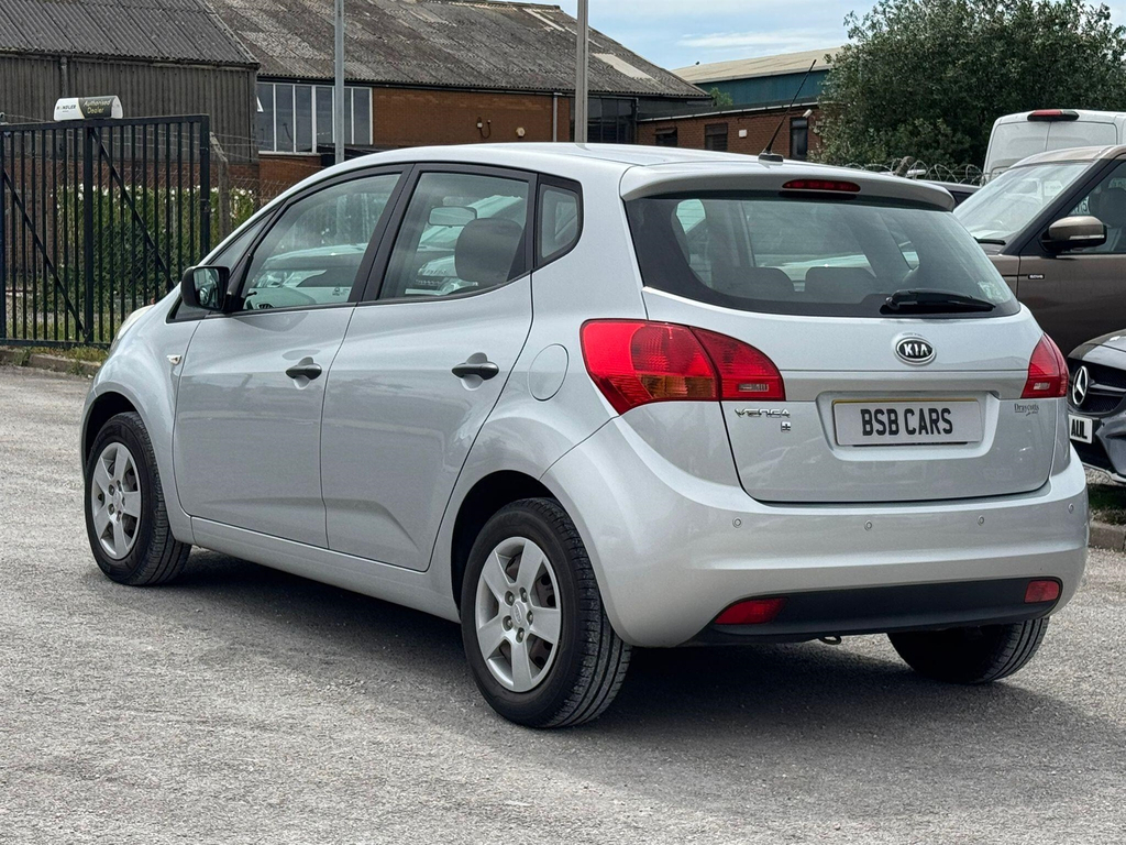 Kia Venga Mpv Silver #4