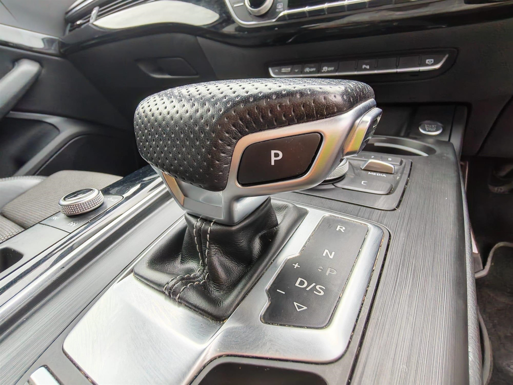 Audi A4 Avant Audi A4 Avant 2.0 Tdi Ultra Sport Estate Diese Black #11