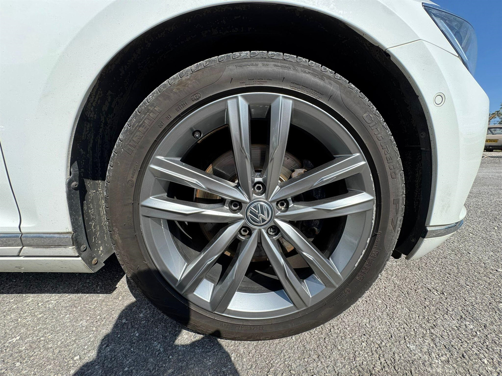 Volkswagen Passat 2.0 Tdi Se Business Estate Silver #30