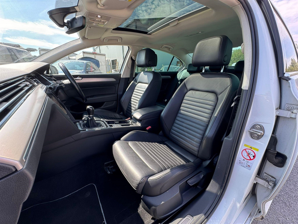 Volkswagen Passat 2.0 Tdi Se Business Estate Silver #33