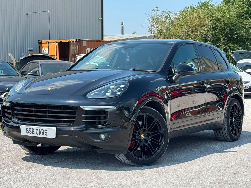 Porsche Cayenne 3.0 Td V6 Platinum Edition Tiptronics 4Wd Euro 6 J33YMC Black #3