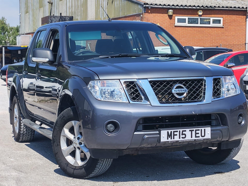 Nissan Navara Pickup Grey
