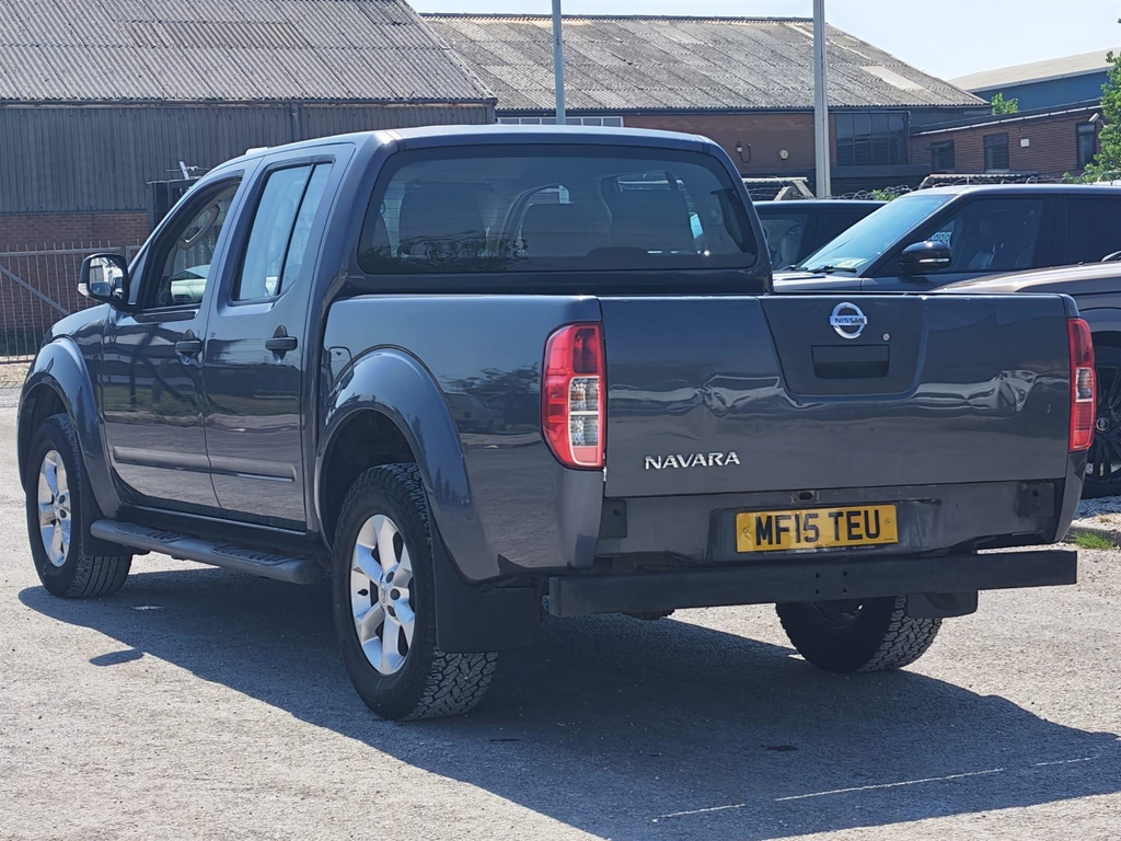 Nissan Navara Pickup Grey #5