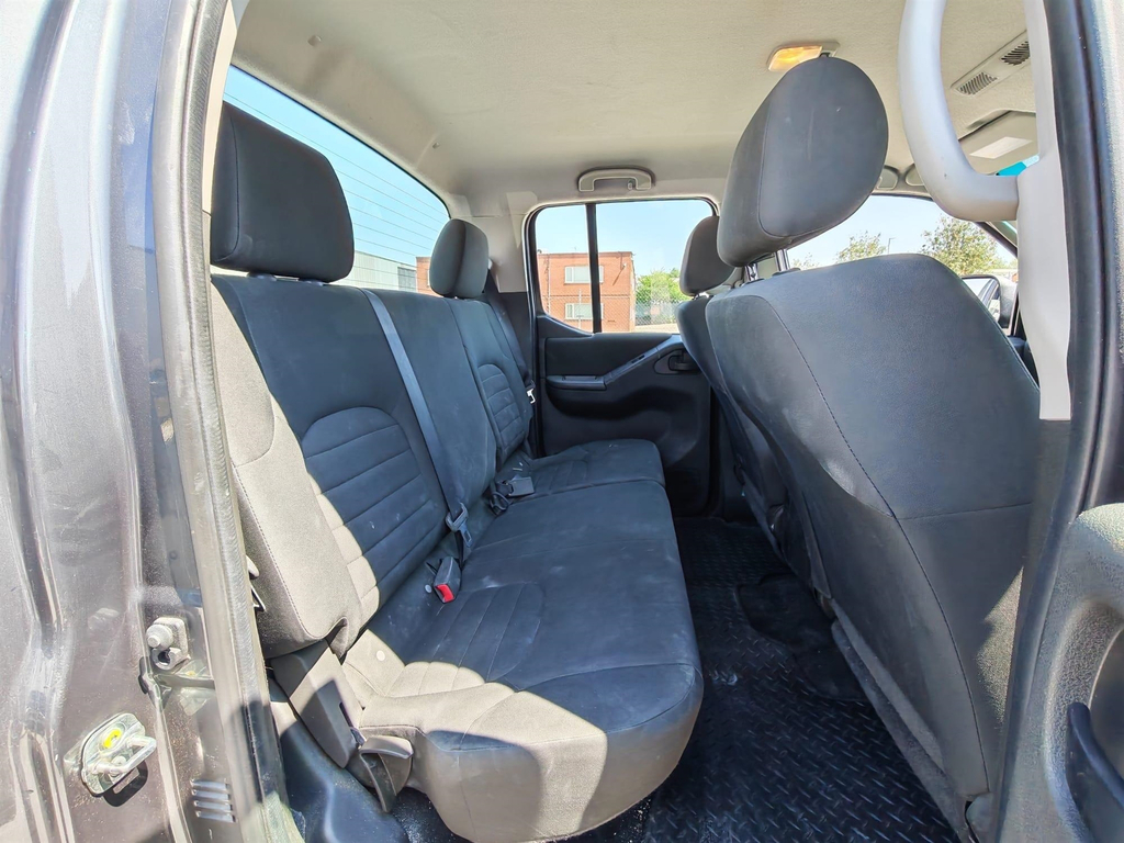 Nissan Navara Double Cab Pick Up Outlaw 3.0Dci V6 231 4Wd Silver #19