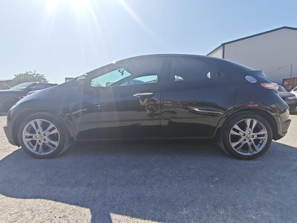 Honda Civic Hatchback Black #6