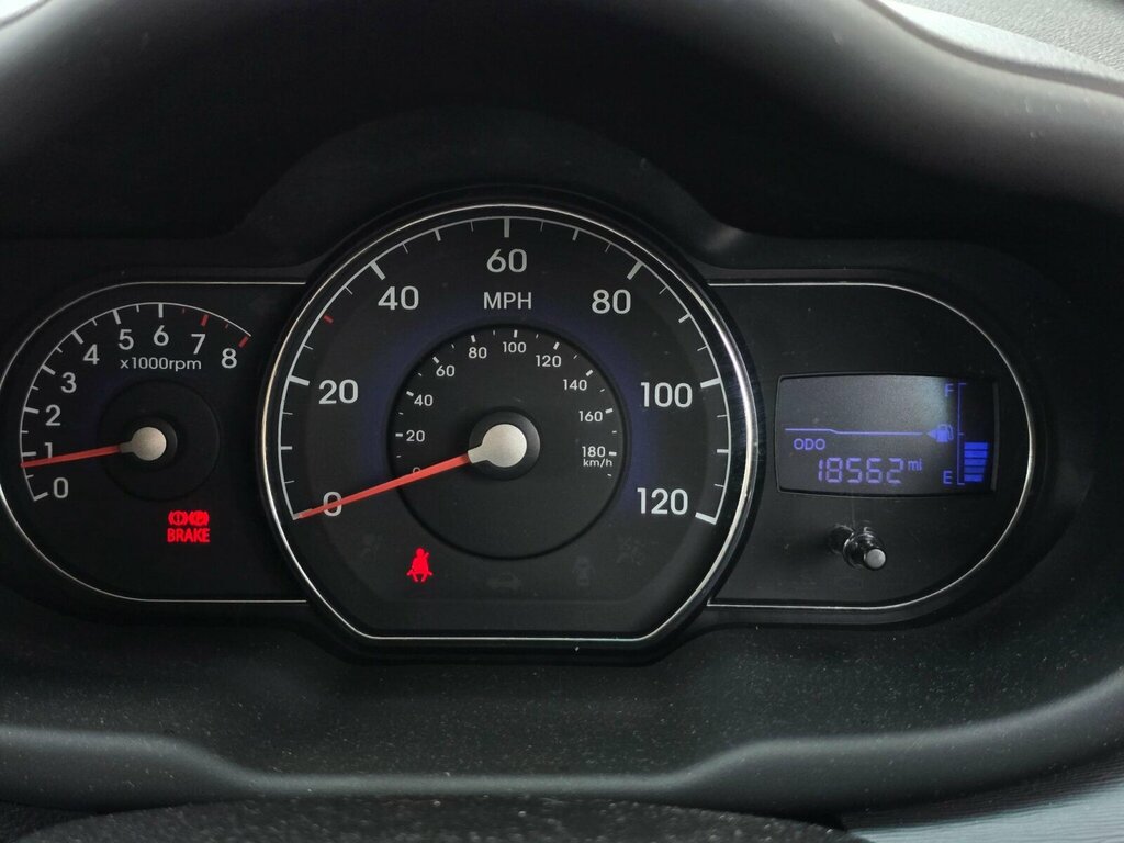 Hyundai I10 1.2 Active Low Mileage Cheap Tax And Insurance Black #28