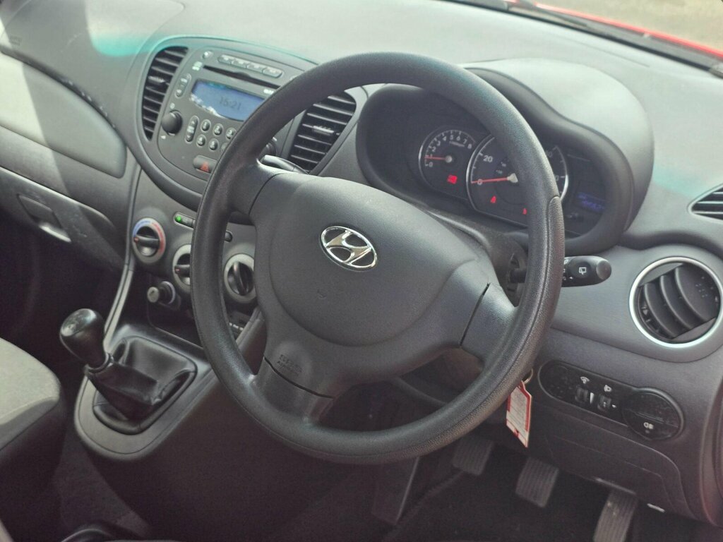 Hyundai I10 1.2 Active Low Mileage Cheap Tax And Insurance Black #30