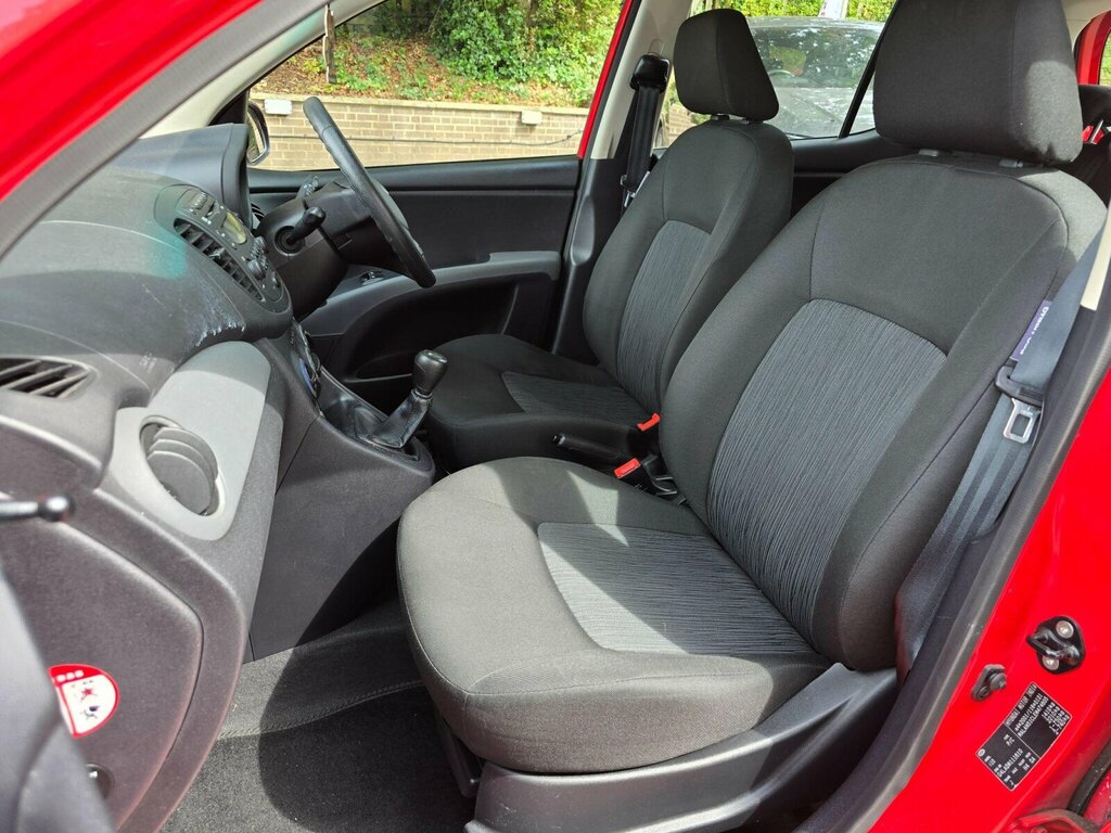 Hyundai I10 1.2 Active Low Mileage Cheap Tax And Insurance Black #33