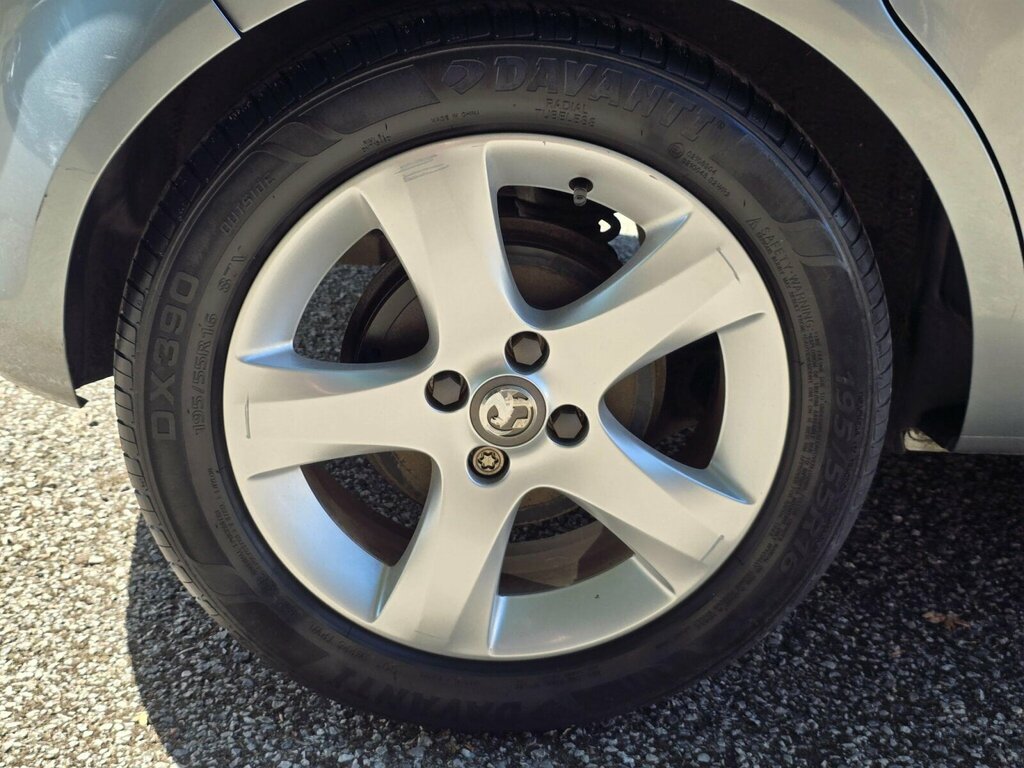 Vauxhall Corsa 2012 12 1.2I Grey #25