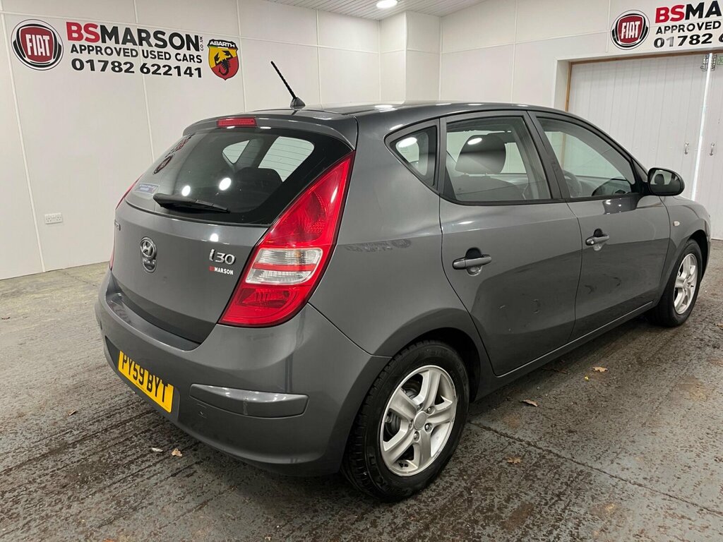 Hyundai I30 1.4 Comfort Euro 4 #4