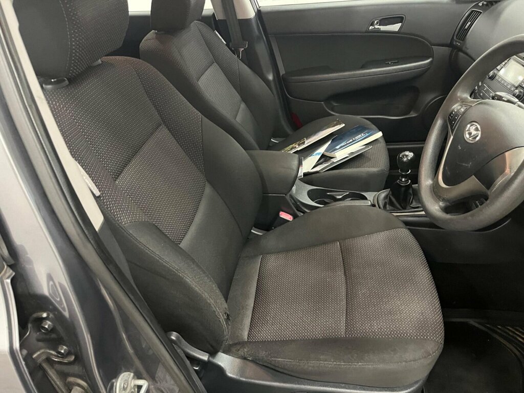 Hyundai I30 1.4 Comfort Grey #8
