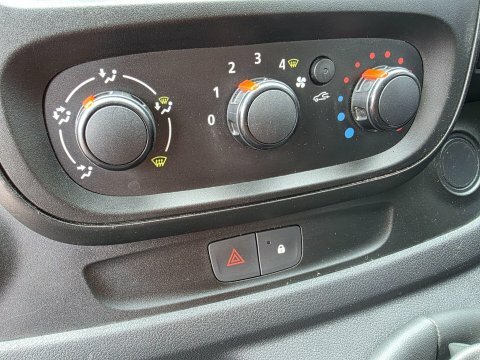 Vauxhall Vivaro 1.6 Cdti 2700 Panel Van L1 H1 Eu White #8