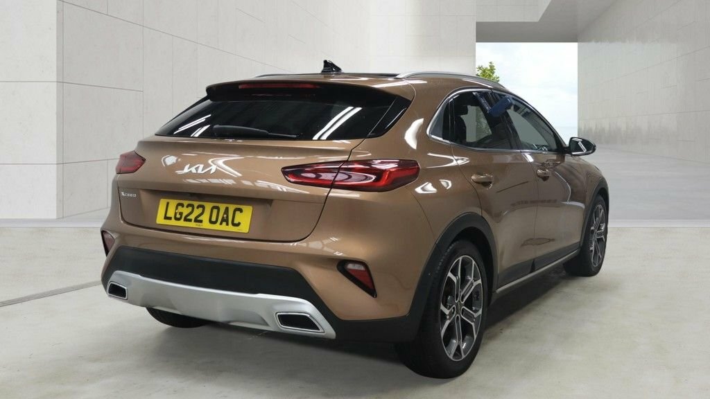 Kia Xceed 1.5L 4 Brown #3