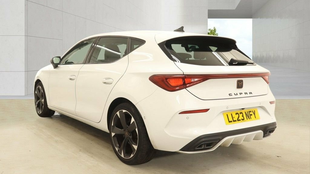 Cupra Leon 1.5L V1 White #5