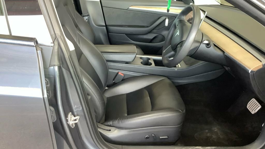 Tesla Model 3 Saloon BK22PMO Grey #2