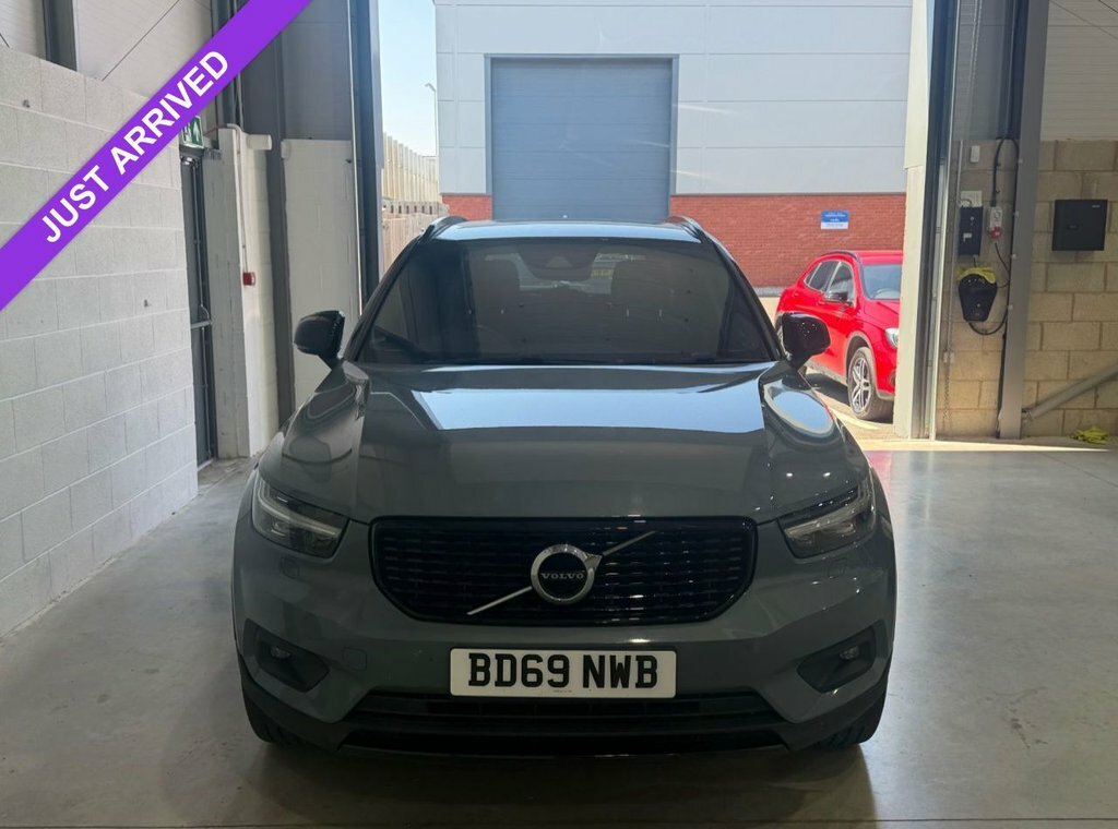 Volvo XC40 Volvo Estate 2.0 T4 Inscription Awd Geartronic Blue #1
