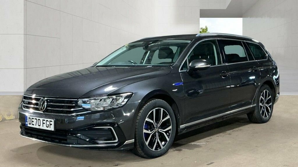 Volkswagen Passat 1.4L Gte Grey
